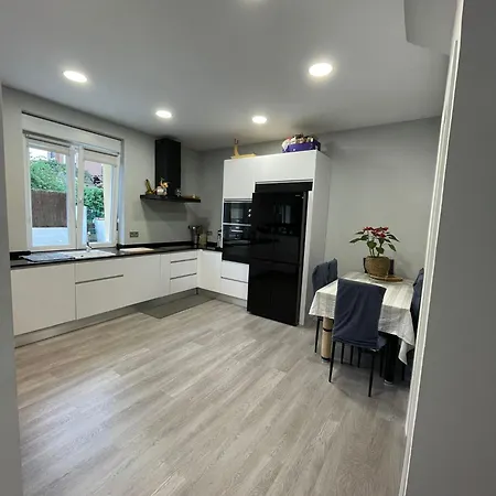 La Casina De San Lorenzo Semesterbostad Gijón